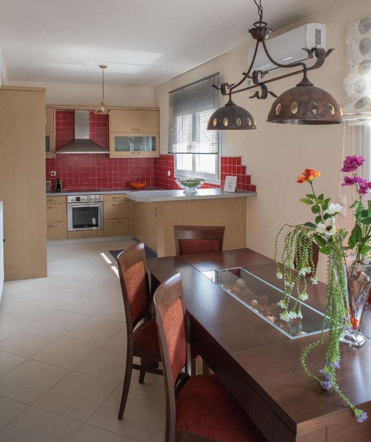 Holiday Lefkas Moonlight Luxury Appartments Nikiana Bagian luar foto